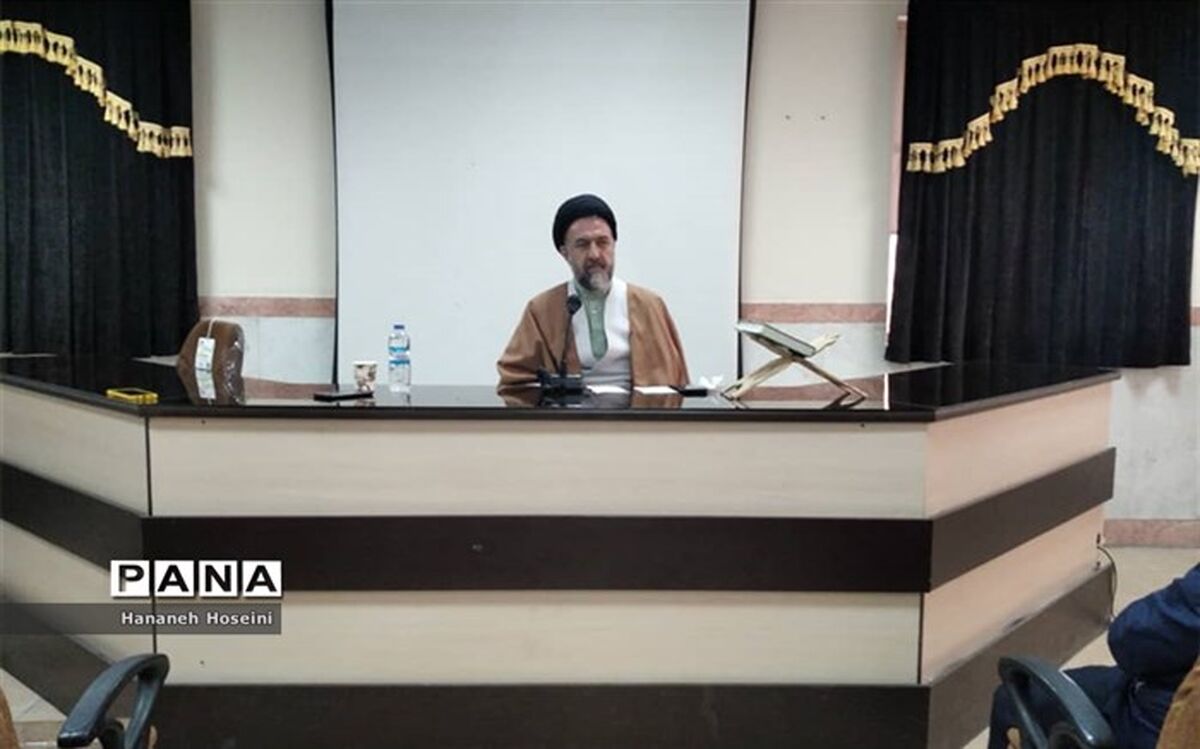 بعد تربیتی دانش آموزان در مدرسه باید بیشتر توجه شود