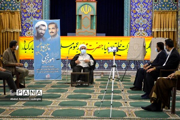 دیدار مسئولان آموزش و پرورش استان بوشهر با نماینده ولی فقیه در استان و امام جمعه بوشهر