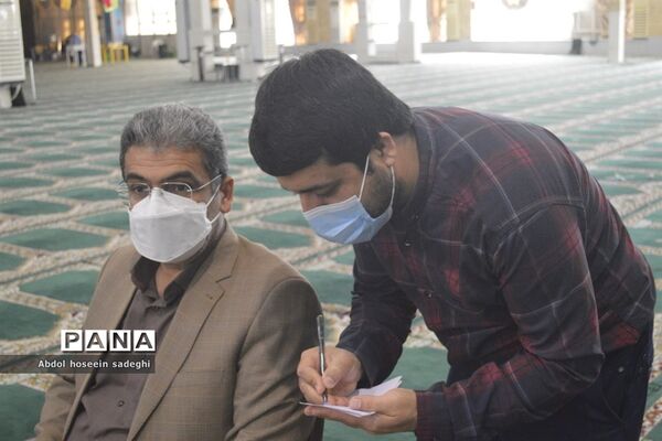 دیدار مسئولان آموزش و پرورش استان بوشهر با نماینده ولی فقیه در استان و امام جمعه بوشهر
