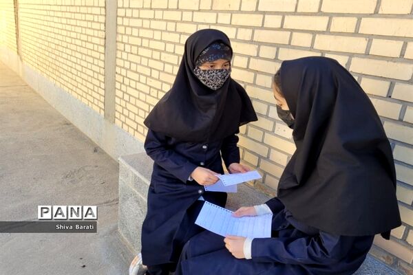 برگزاری جشنواره نوجوان خوارزمی، مناظره مطالعات اجتماعی  در دبیرستان حضرت زینب (س) کاشمر