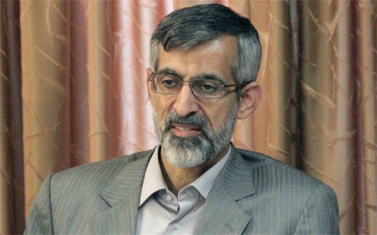 پیشنمازی: تبدیل دانش‌آموز از مصرف کننده محض به یک تلاشگر پویا از مهمترین محورهای تربیتی سند تحول است