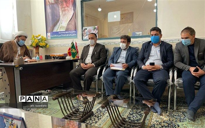 هر فرد رشد یافته‌ای در امر تربیت می‌تواند فرد موفقی در آموزش هم باشد