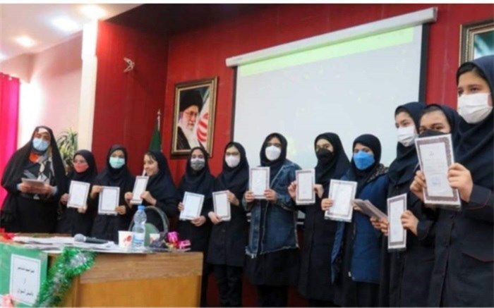 دانش آموزان برتر درشرایط کرونا هم برتر هستند