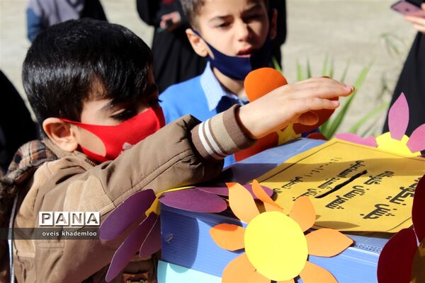 جشن نیکوکاری در مدارس گلوگاه