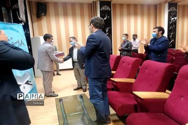 آیین تجلیل از معاونان ،مربیان تربیتی و مشاوران در هفته تربیت اسلامی منطقه۱۸