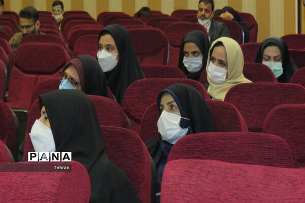 آیین تجلیل از معاونان ،مربیان تربیتی و مشاوران در هفته تربیت اسلامی منطقه۱۸
