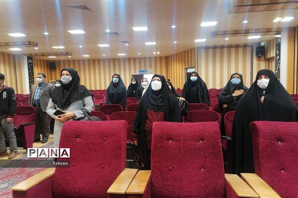 آیین تجلیل از معاونان ،مربیان تربیتی و مشاوران در هفته تربیت اسلامی منطقه۱۸
