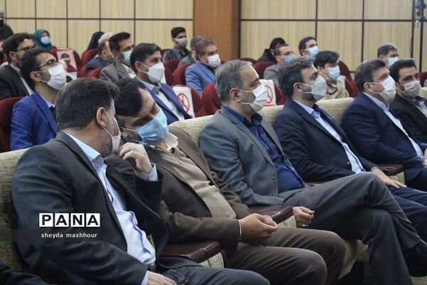 گرامیداشت هفته تربیت اسلامی و جشن نیکوکاری در اداره کل آموزش و پرورش شهرستان‌های استان تهران
