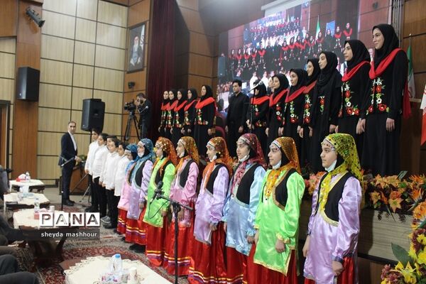 گرامیداشت هفته تربیت اسلامی و جشن نیکوکاری در اداره کل آموزش و پرورش شهرستان‌های استان تهران
