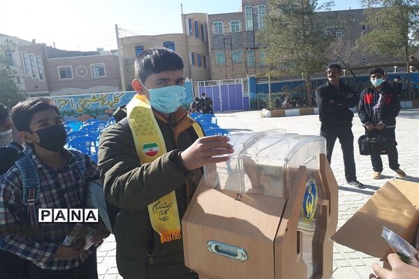 مراسم جشن نیکوکاری در مدارس ابرکوه