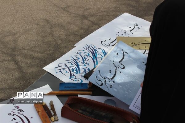 مراسم نمادین استانی روزجشن نیکوکاری در دبیرستان برگزیدگان ناحیه یک قزوین