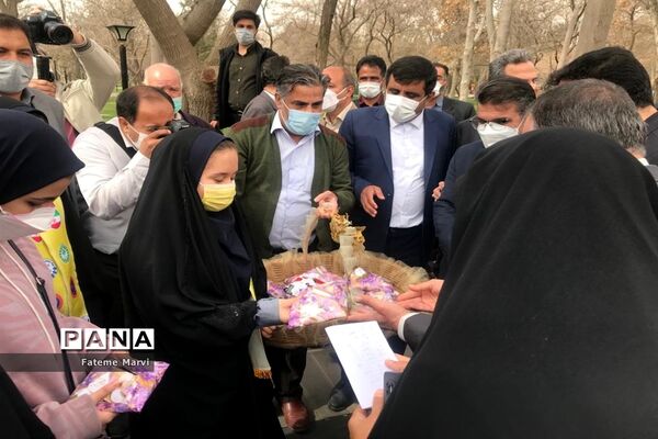 مراسم روز درختکاری در پارک ملت مشهد