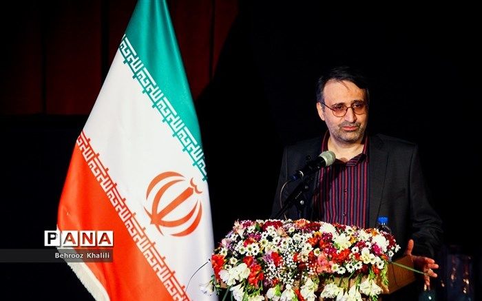 میرزاخانی: تنها 7 میلیون نفر در سال جاری به سینماها رفتند