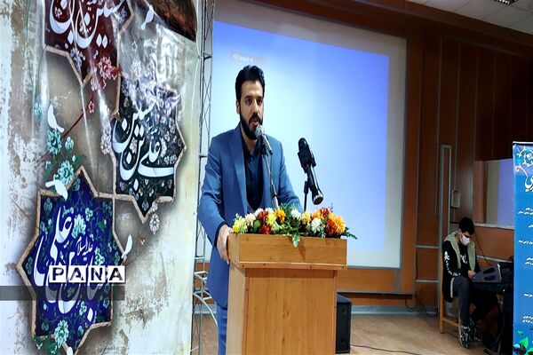 آیین تجلیل از برگزیدگان پرورشی در قرچک