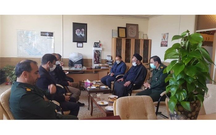 دیدار مدیر آموزش و پرورش شهرستان بروجن با فرمانده ناحیه مقاومت بسیج