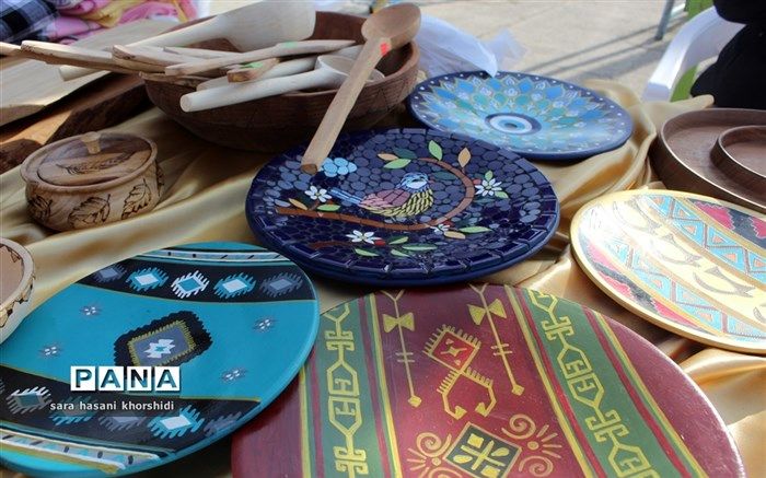 آموزش رایگان رشته‌های صنایع‌دستی در مرکز هنری کلارا آبکار