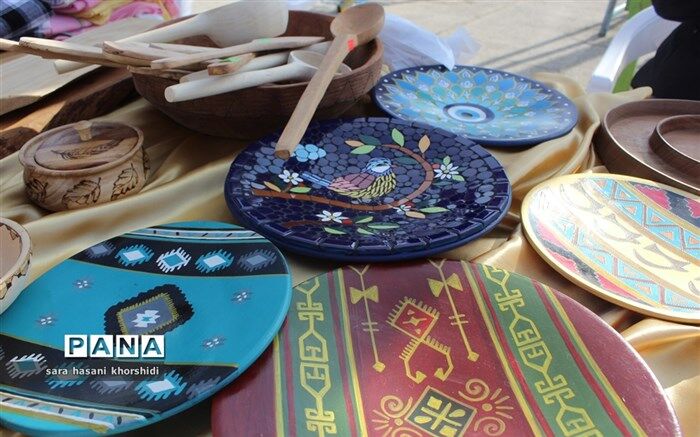 آموزش رایگان رشته‌های صنایع‌دستی در مرکز هنری کلارا آبکار