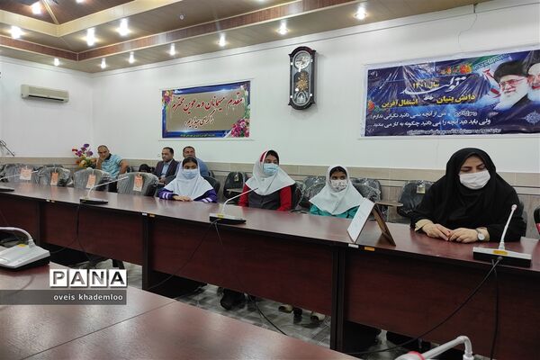 تقدیر از برگزیدگان جشنواره موسیقی دانش‌آموزی در گلوگاه