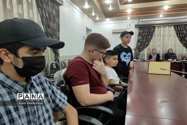 تقدیر از برگزیدگان جشنواره موسیقی دانش‌آموزی در گلوگاه