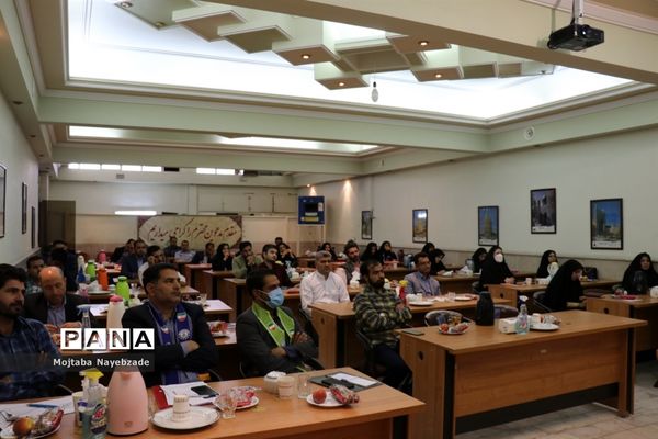 نشست کارشناسان سازمان دانش‌آموزی خراسان رضوی