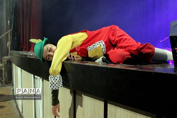 اجرای نمایش شاد و موزیکال پینوکیو  در اهواز