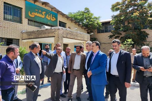 بازدید مدیرکل ورزش و‌ جوانان استان تهران از اماکن ورزشی رودهن