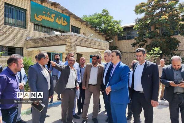 بازدید مدیرکل ورزش و‌ جوانان استان تهران از اماکن ورزشی رودهن