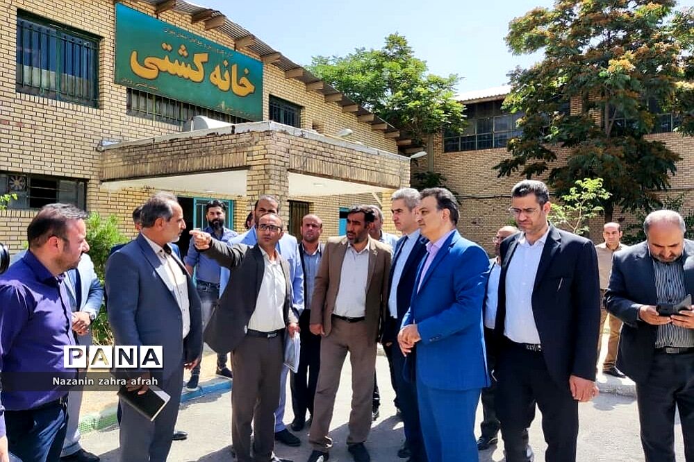 بازدید مدیرکل ورزش و‌ جوانان استان تهران از اماکن ورزشی رودهن
