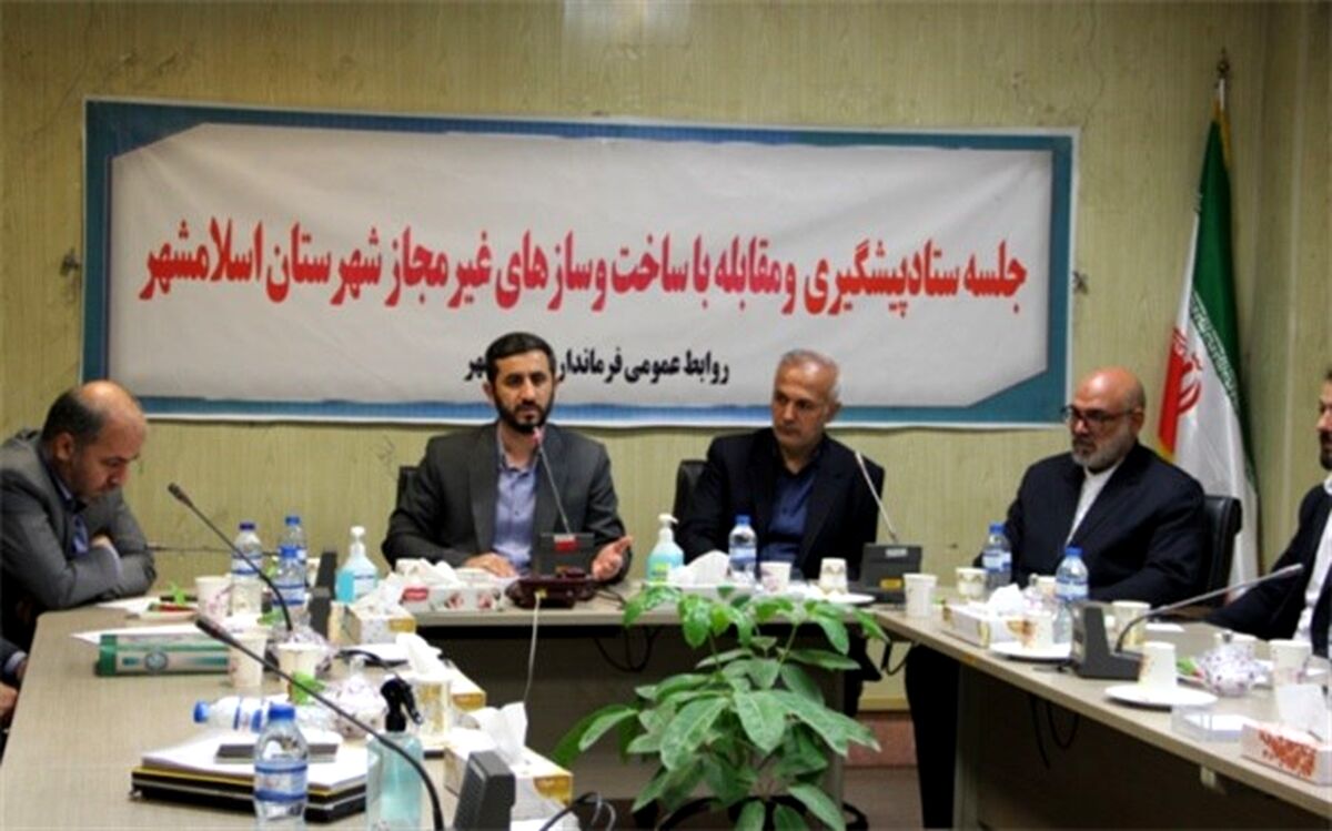 مردم در شرایط اقتصادی مناسبی قرار ندارند و باید با آن‌ها مدارا کرد