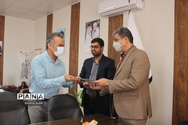 جلسه تقدیر از داوران و فعالان اجلاس استانی نماز