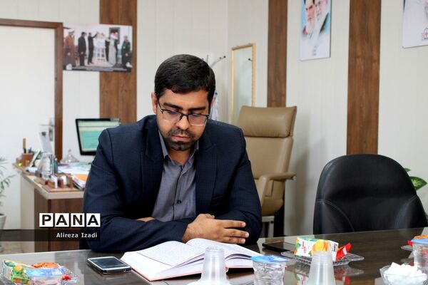 جلسه تقدیر از داوران و فعالان اجلاس استانی نماز