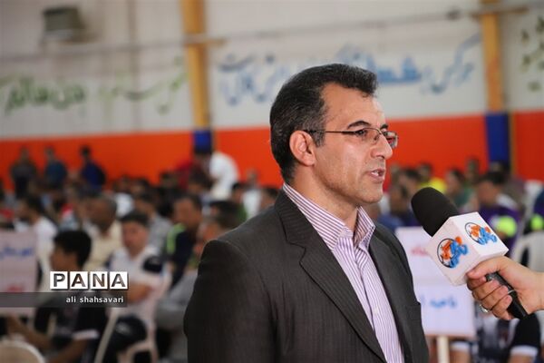 آیین افتتاح مسابقات ورزشی فرهنگیان استان کرمانشاه یادبود شهید ابراهیم هادی