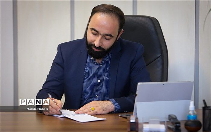 پیام تسلیت حسین عبادتی به وزیر آموزش و پرورش
