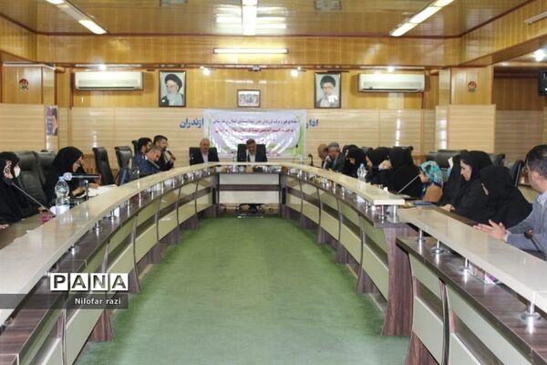 جلسه هم‌اندیشی با فرزندان شاهد فرهنگی