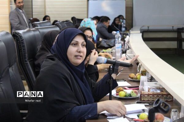 جلسه هم‌اندیشی با فرزندان شاهد فرهنگی