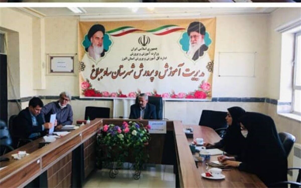 بسترهای لازم برای رسیدن دانش‌آموزان به آرزوهای خود از طریق هدایت تحصیلی آزادانه و آگاهانه فراهم شود