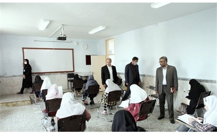 بازدید مدیران آموزش و پرورش نواحی ۱ و۲ اردبیل از روند برگزاری آزمون استعدادهای درخشان