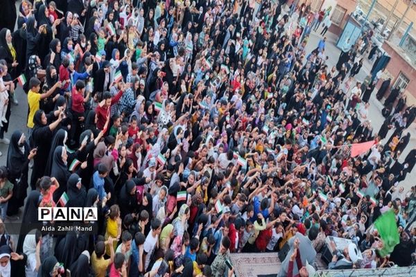 اجرای سرود سلام فرمانده در شهرستان رباط‌کریم