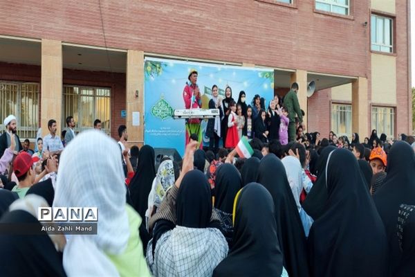 اجرای سرود سلام فرمانده در شهرستان رباط‌کریم