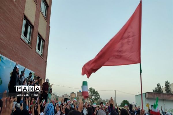 اجرای سرود سلام فرمانده در شهرستان رباط‌کریم