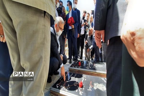 حضور وزیر بهداشت در شهرستان فریدونشهر