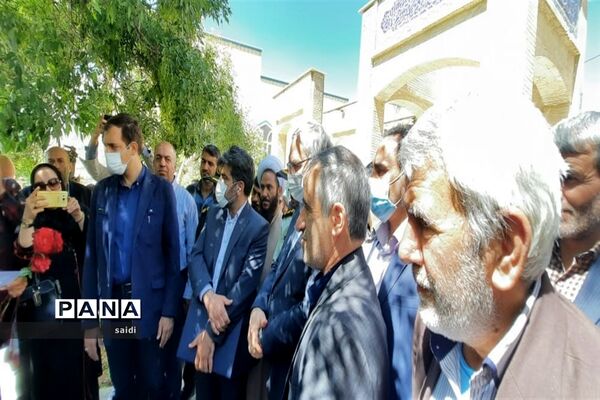 حضور وزیر بهداشت در شهرستان فریدونشهر