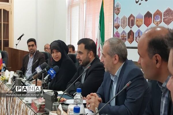 حضور وزیر ارتباطات و فناوری اطلاعات در نایین