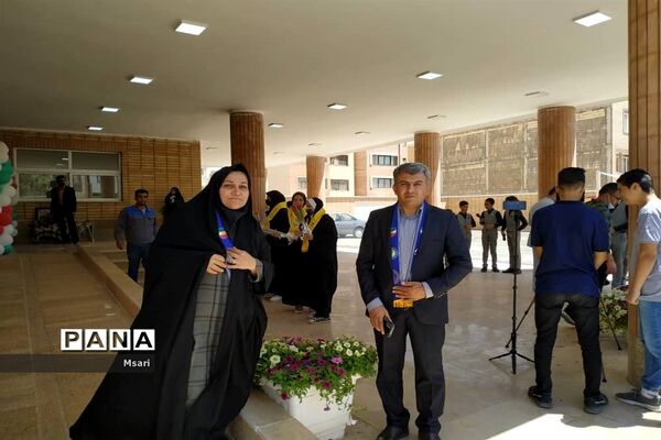 بهره‌برداری از مدرسه خیرساز با حضور وزیر آموزش و پرورش در شاهین‌شهر