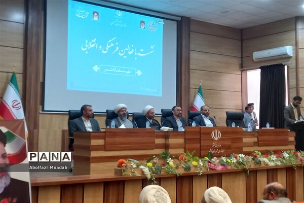 نشست استاندار خراسان رضوی  با فعالان فرهنگی و انقلابی، کاشمر