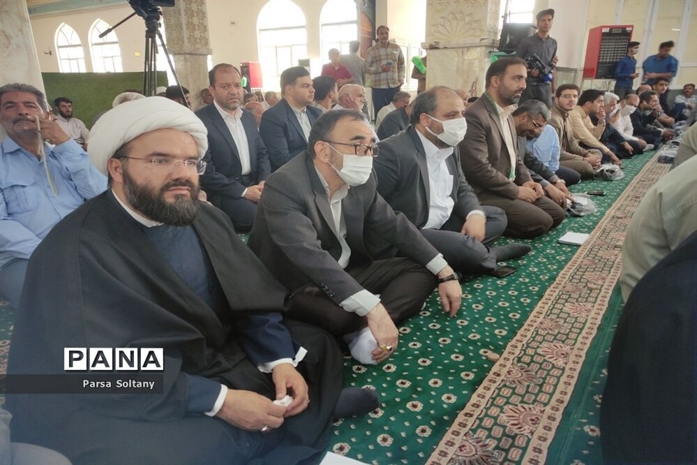 برگزاری نماز جمعه با حضور استاندار خراسان رضوی