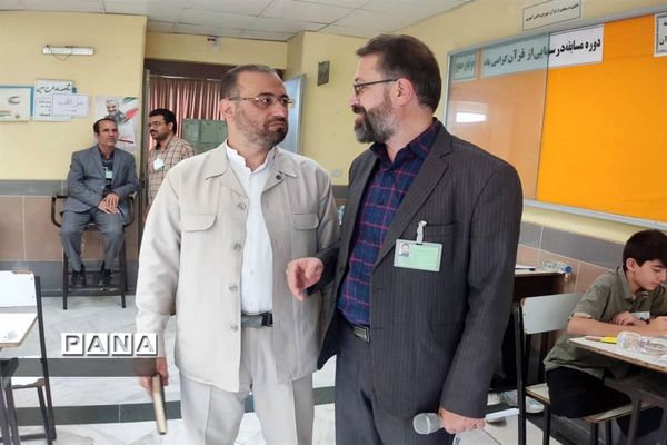 بازدید مدیرکل آموزش و پرورش قم از حوزه‌های امتحان ورودی تیزهوشان