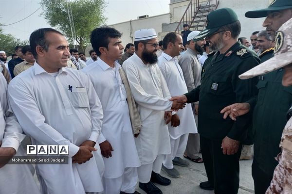 افتتاح نمایشگاه طرح اسوه پایگاه‌های بسیج در پلان