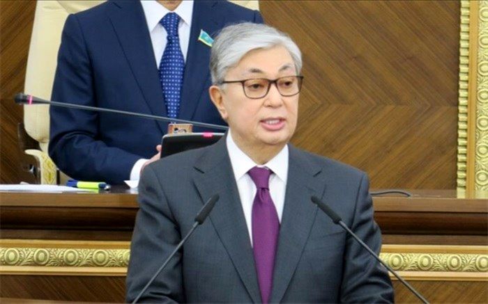 رئیس‌جمهور قزاقستان وارد تهران شد