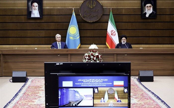 آیت‌الله رئیسی: نقش‌آفرینی موثر در افزایش همگرایی منطقه‌ای از طریق گسترش تجارت از اولویت‌های سیاست خارجی ایران است